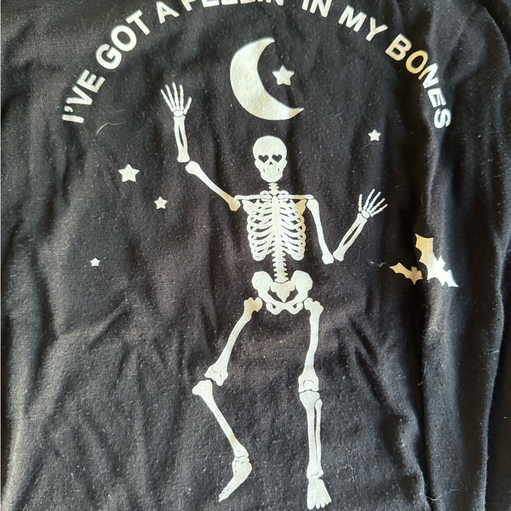 Apt. 9 Black Crew Neck Shirt - Picture 2 of 3